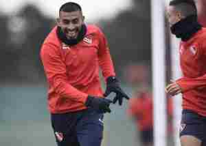 Cristian Chávez no será tenido en cuenta por Lucas Pusineri y deberá buscarse club en el próximo mercado de pases.