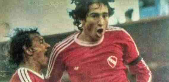 Norberto Outes, goleador Rojo