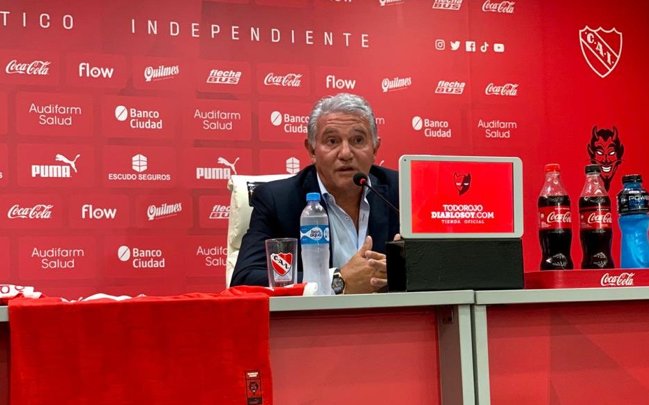 Jorge Burruchaga rompió el silencio: "Lo veo bien a Independiente”