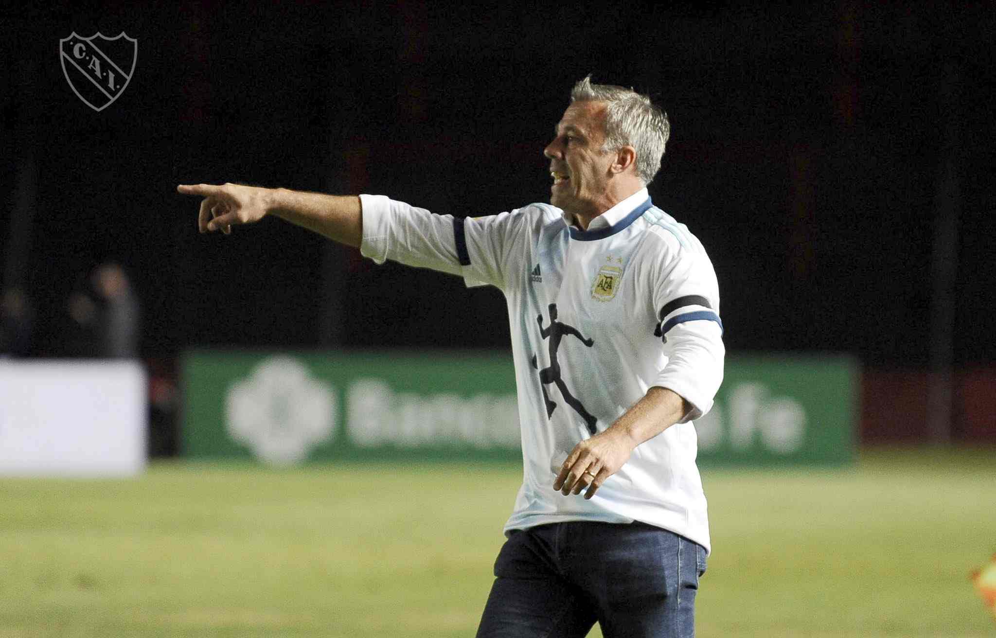Lucas Pusineri piensa estos once para recibir a Fénix