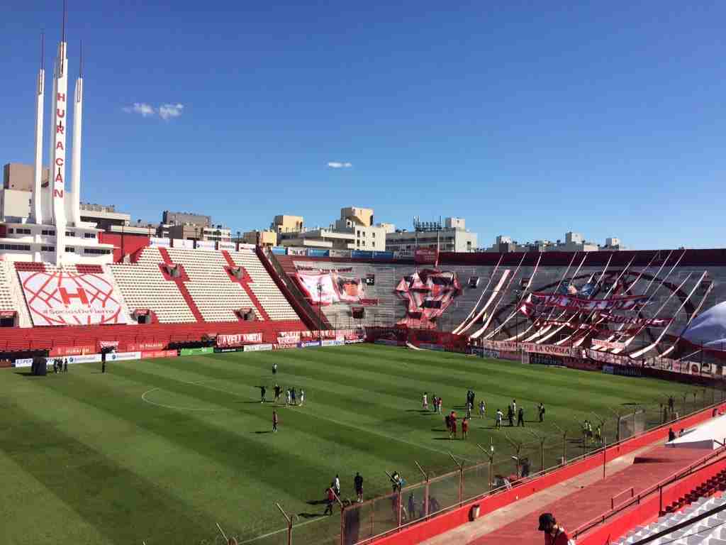Independiente - Huracán: hora, formaciones y por dónde verlo en