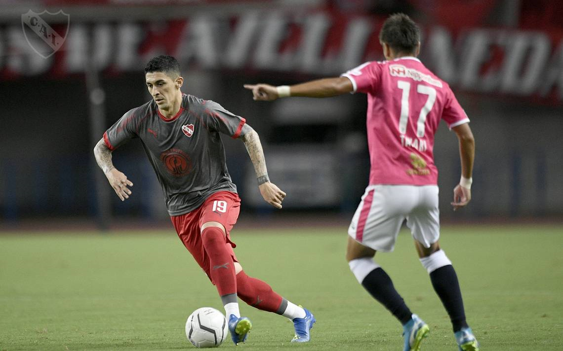 El Tucu Hernández fue titular en el partido que le dio la Suruga Bank a Independiente en 2018