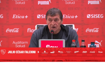 Julio Falcioni: "Estuvimos desconectados en todas las líneas"