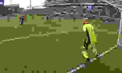 El increíble gol de penal que convirtió un ex Independiente