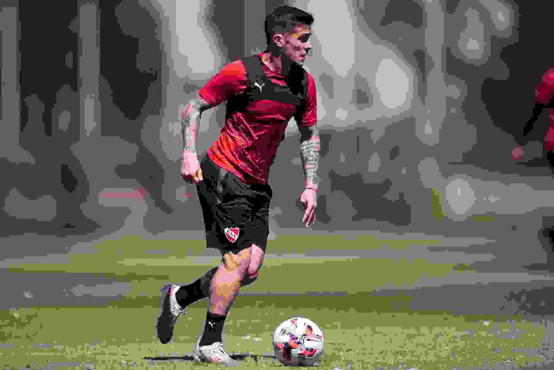 Fabricio Bustos no realizó trabajos a la par de sus compañeros producto de una fatiga muscular.