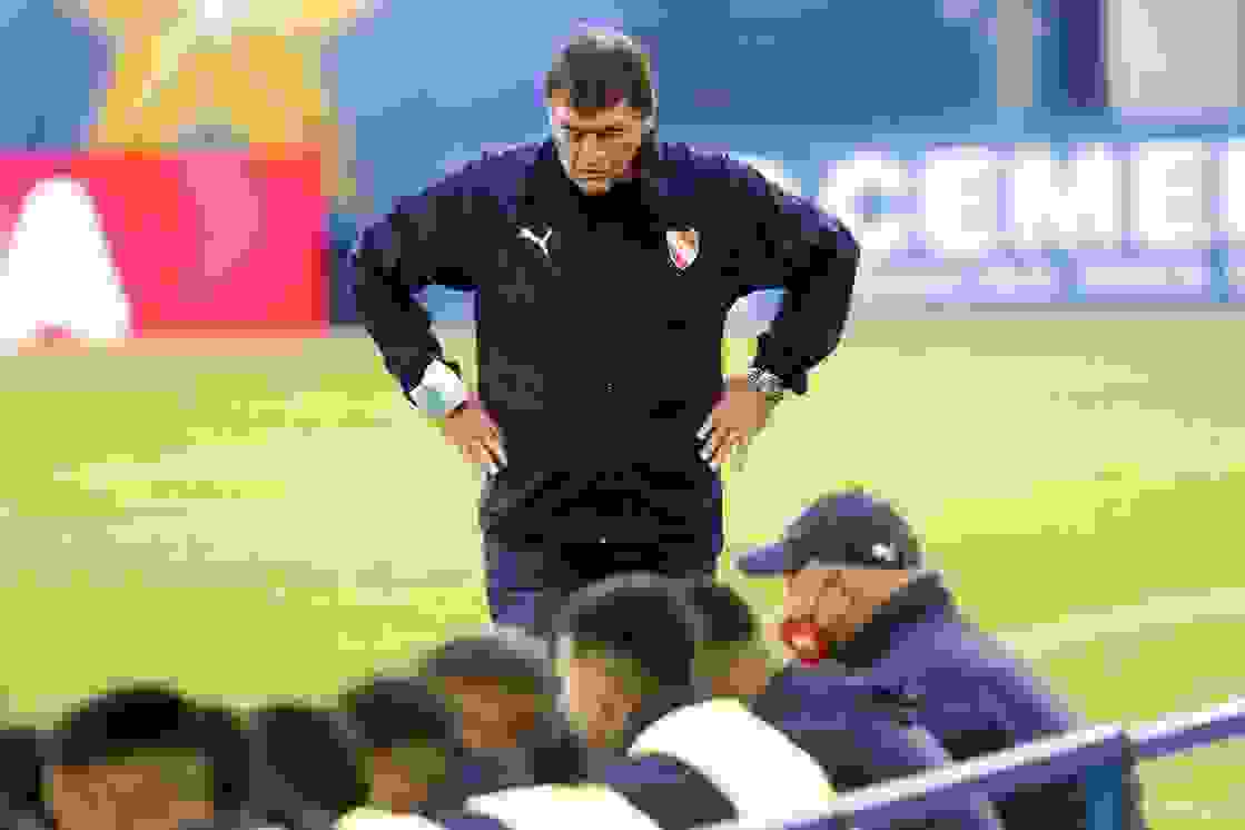 Julio César Falcioni no sabe si seguirá ligado a Independiente durante el 2022.