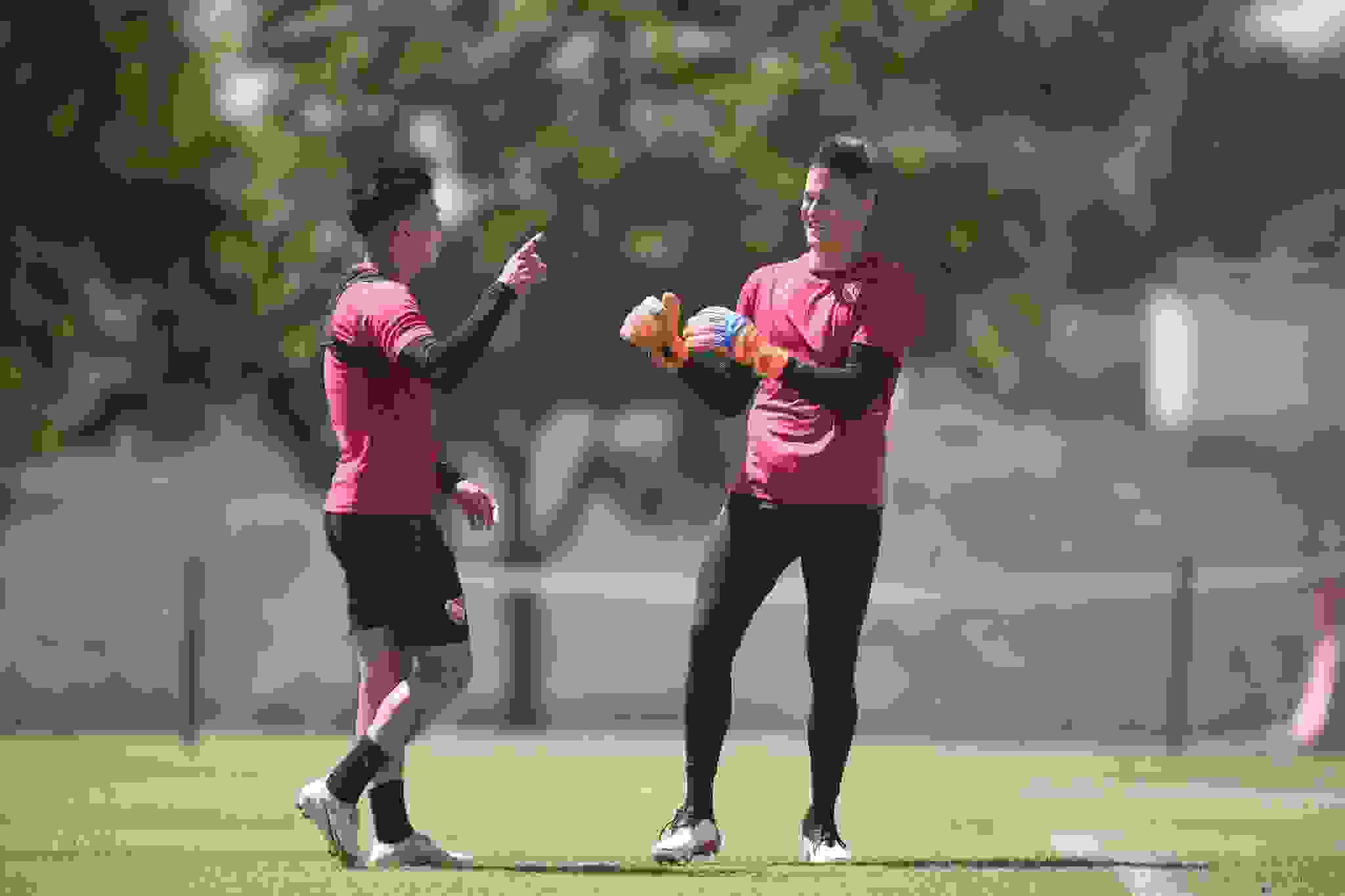 Tanto Sosa como Velasco serán titulares cuando Independiente reciba a San Lorenzo.