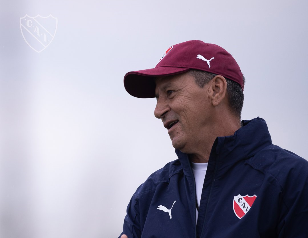 El Moncho Monzón podría continuar ligado a Independiente si finalmente la dirigencia le ofrece el cargo de entrenador de la Reserva.