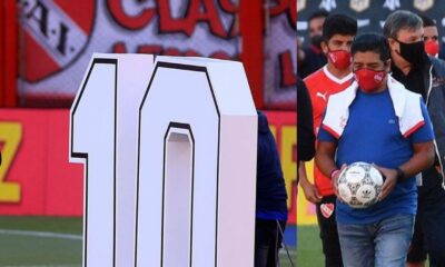 Emoción: la familia Maradona ya trabaja en Independiente