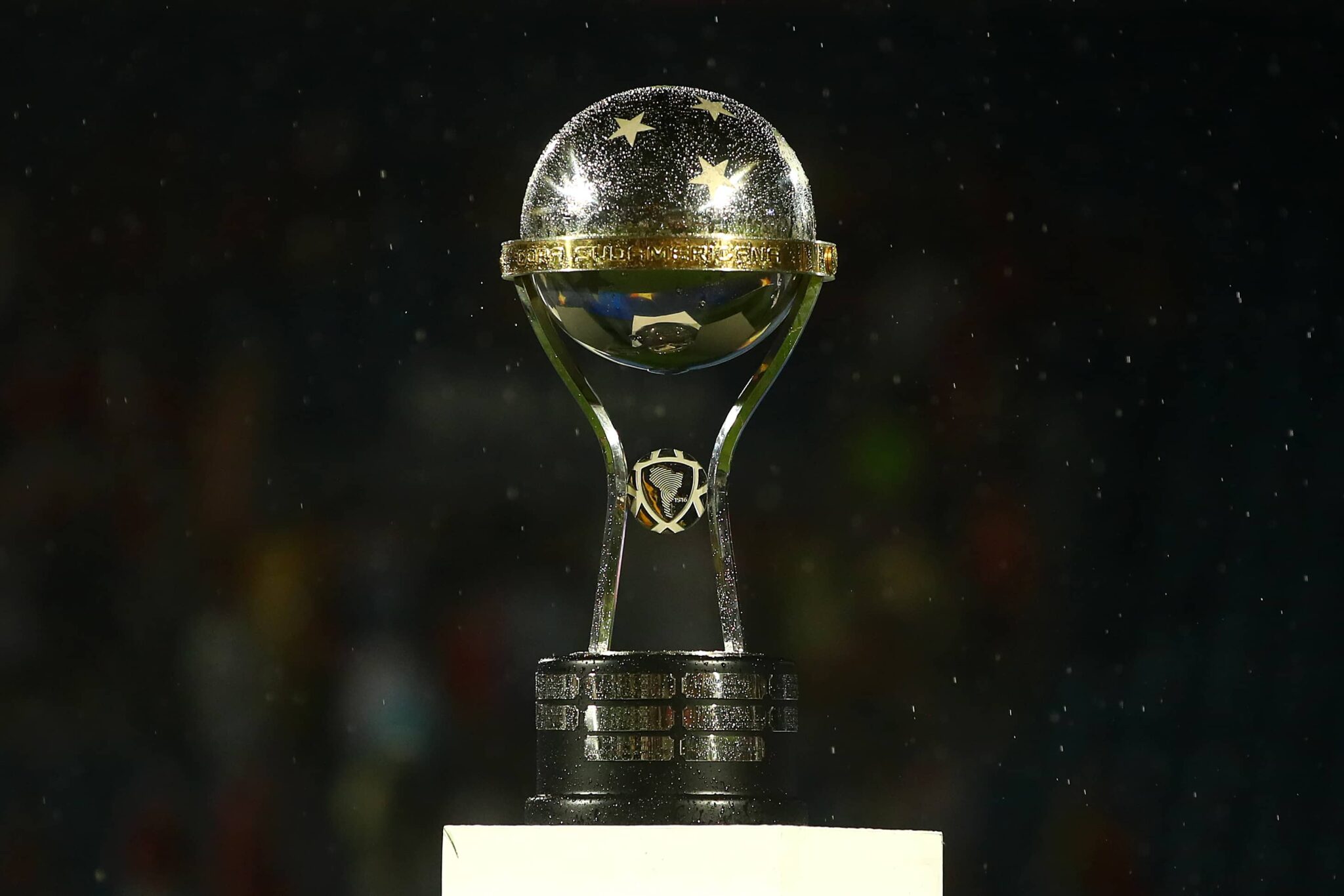 Copa Sudamericana cómo se juega, cuándo se sortea y cuándo debutaría