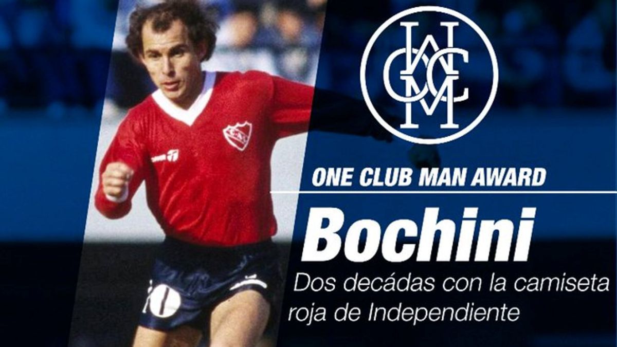 Así presentaron en España este reconocimiento para Bochini.