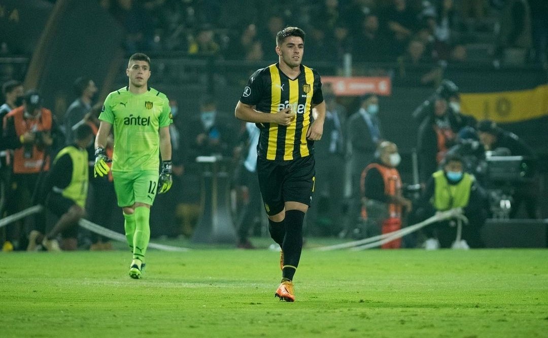 Edgar Elizalde jugó el último semestre en Peñarol.