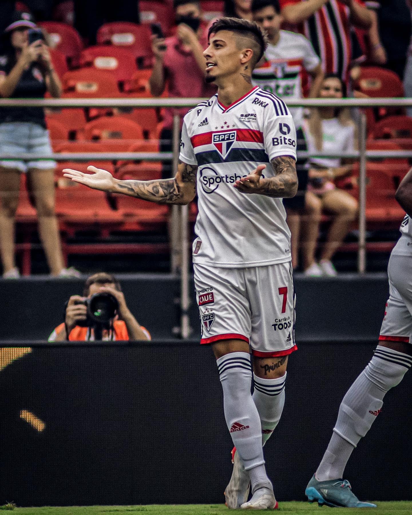 Emiliano Rigoni dejaría Sao Paulo para pasar a la Major League Soccer.