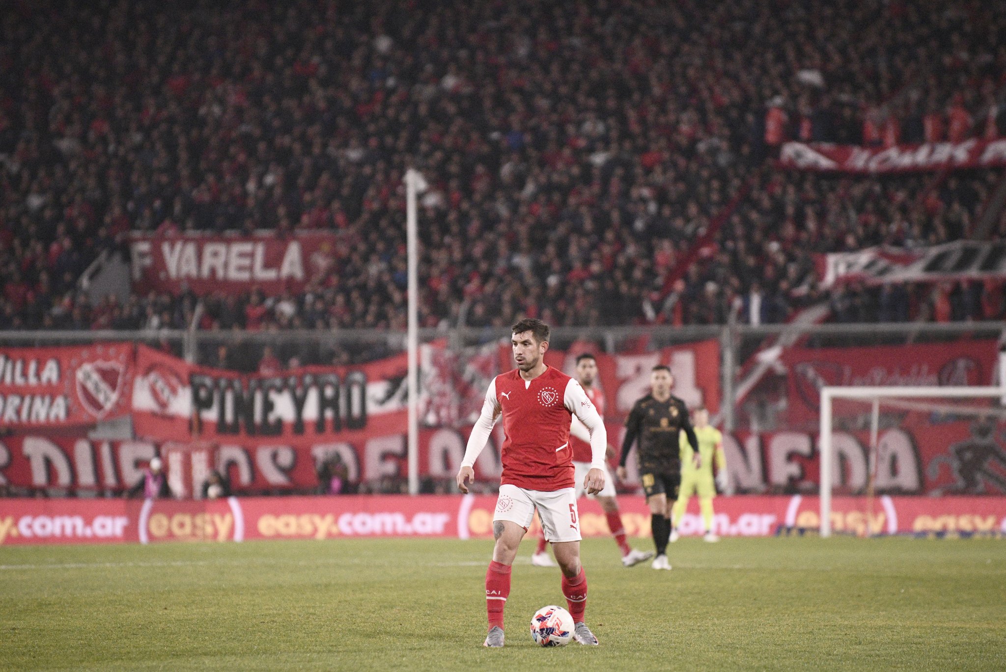 Lucas Rodríguez rompió el cero en el duelo entre Independiente y Platense.