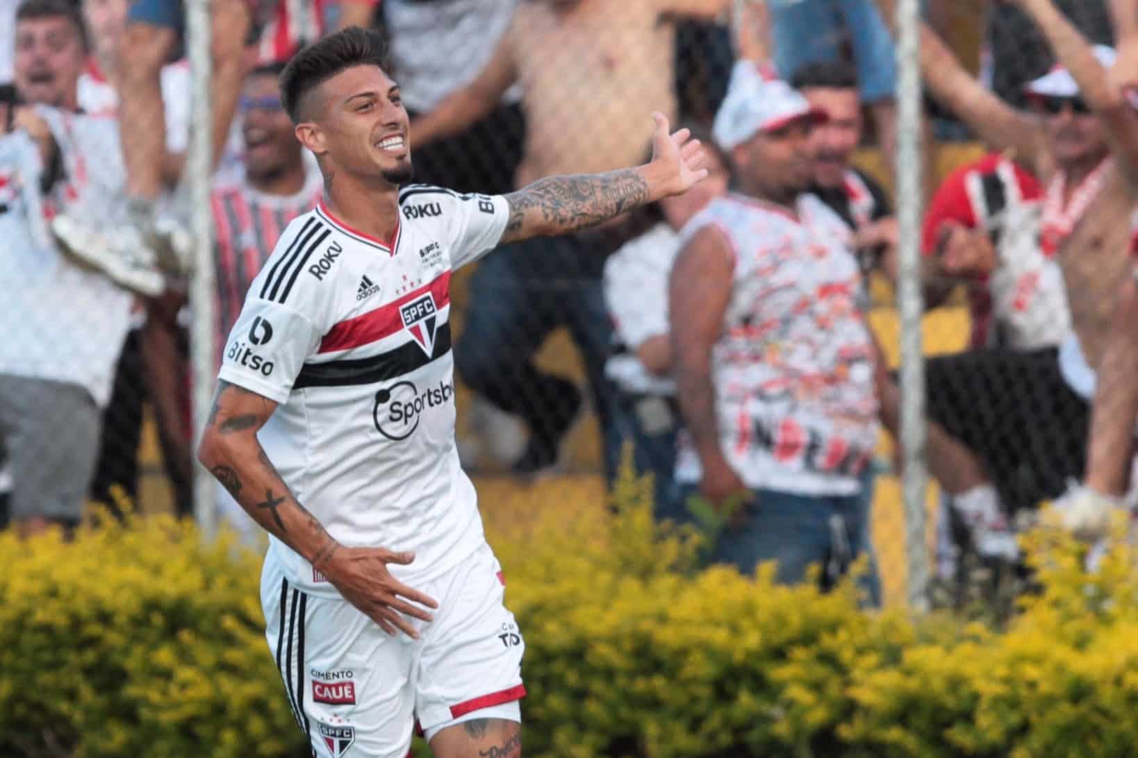 Sorpresa: Emiliano Rigoni cerca de decidir su futuro