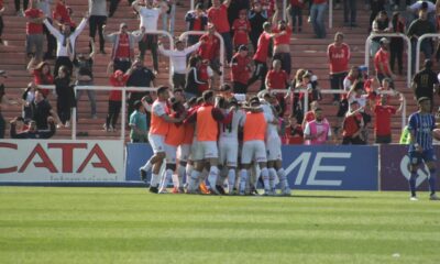 El delantero de Independiente que recibió una notificación urgente