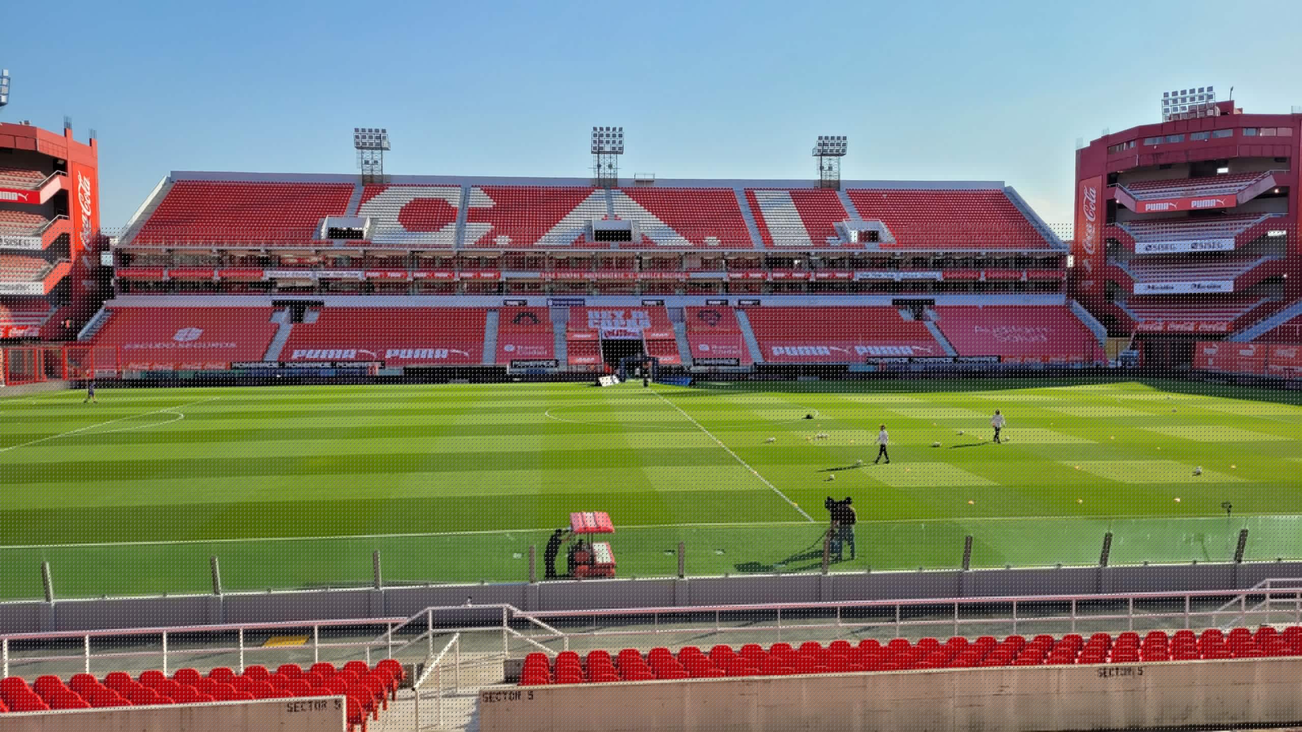 Apareció un competidor impensado para Independiente
