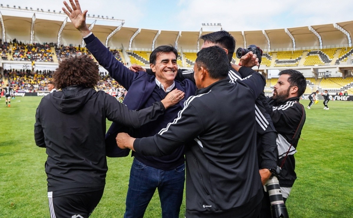 Gustavo Quinteros se consagró bicampeón y en Independiente esperan por él.