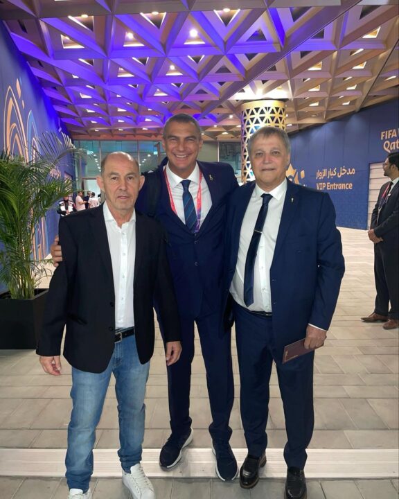 Bochini está en Doha junto a Bertoni y a Faryd Mondragón.