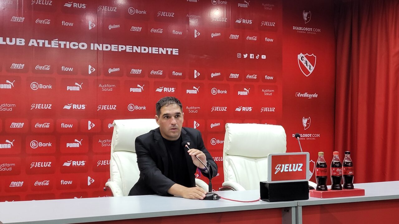 Leandro Stillitano habló en conferencia de prensa en Avellaneda.