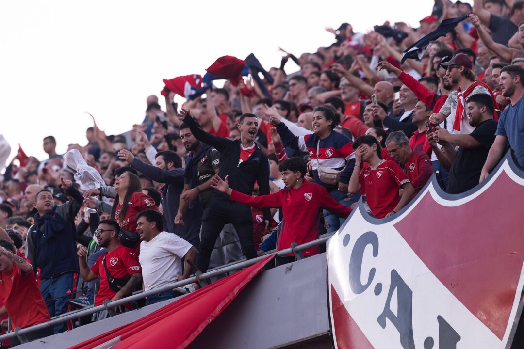 La impresionante campaña que realizó Independiente para llegar a 100 mil  socios - Todas las noticias de Independiente - Soy Del Rojo