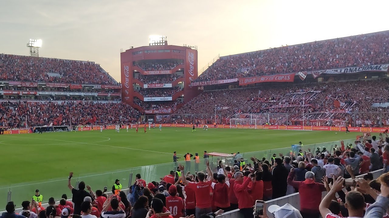 Club Atlético Independiente - CAMINO A LOS 100.000 SOCIOS   Independiente superó los 96 mil socios y el  número sigue creciendo. Los hinchas del Rojo continúan demostrando su amor  por los colores