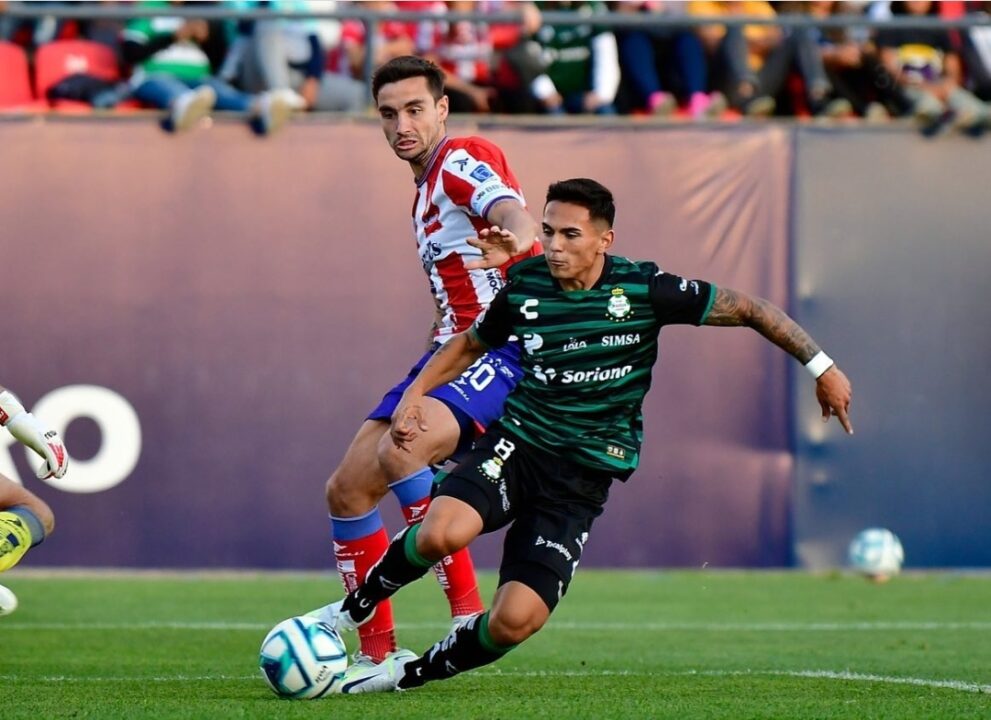 Lucas González podría retornar a Independiente.
