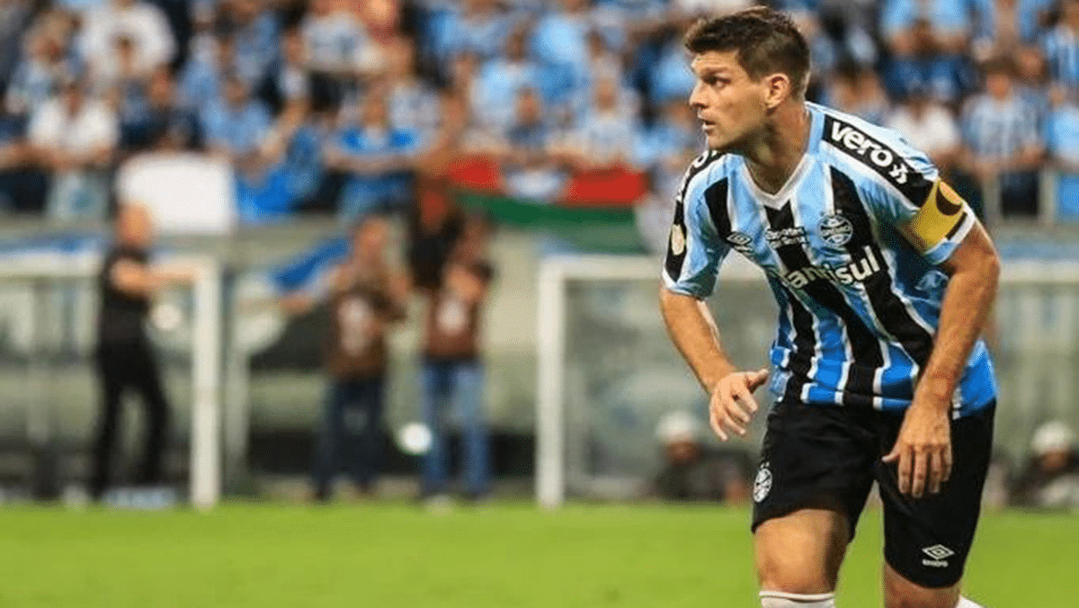 Walter Kannemann seguirá su carrera en Gremio.
