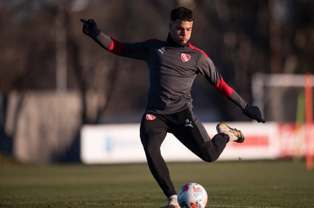 Tomás Pozzo volvió a entrenar a la par de sus compañeros de Independiente.