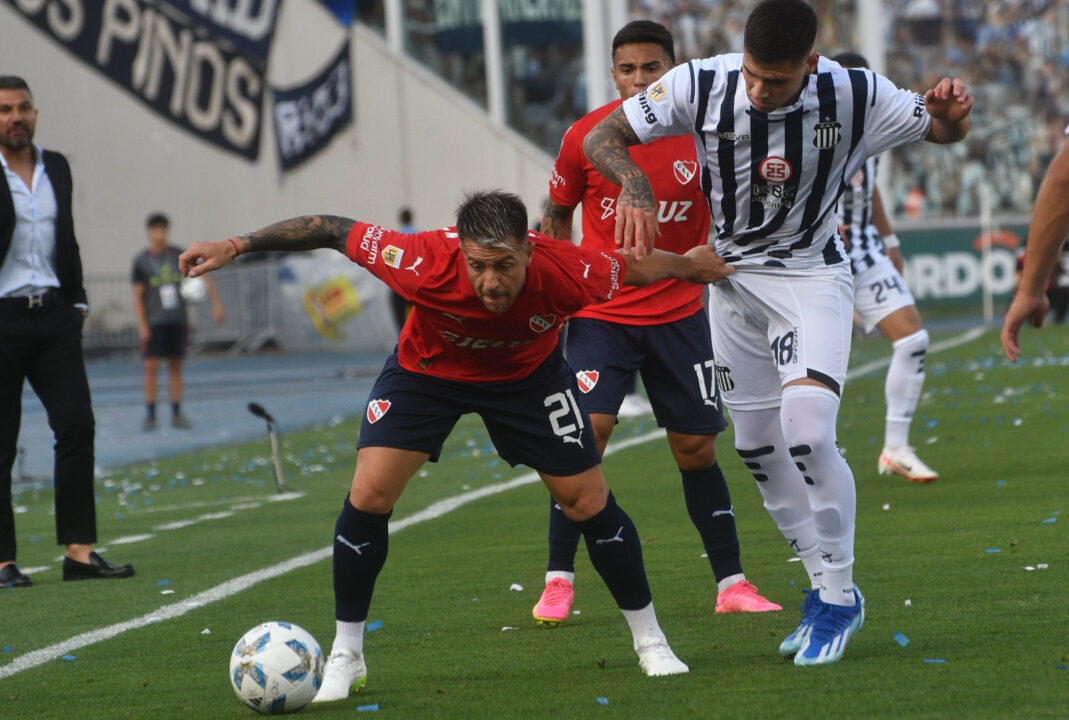 Buffarini habló del su rol en el Independiente de Carlos Tevez.