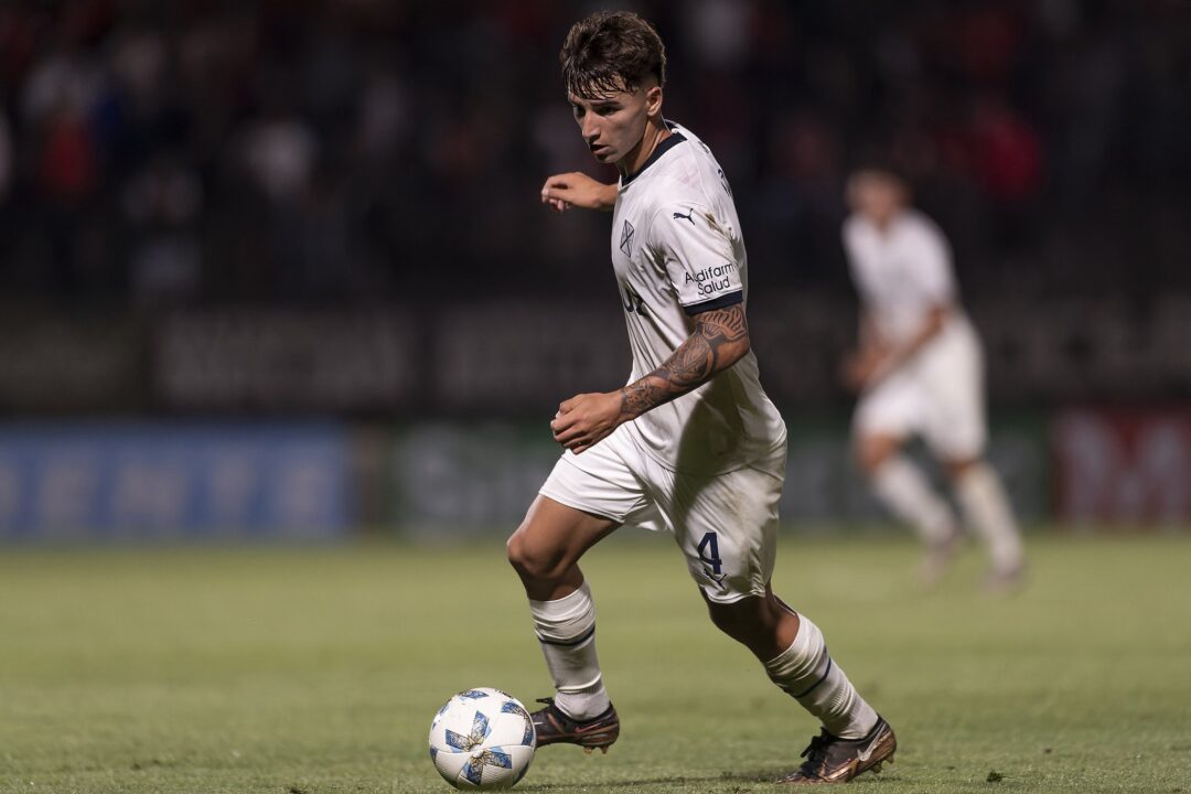 Santiago Salle empezó a entrenar con la Primera de Independiente.