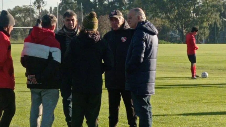 Grindetti se reunió con Tevez
