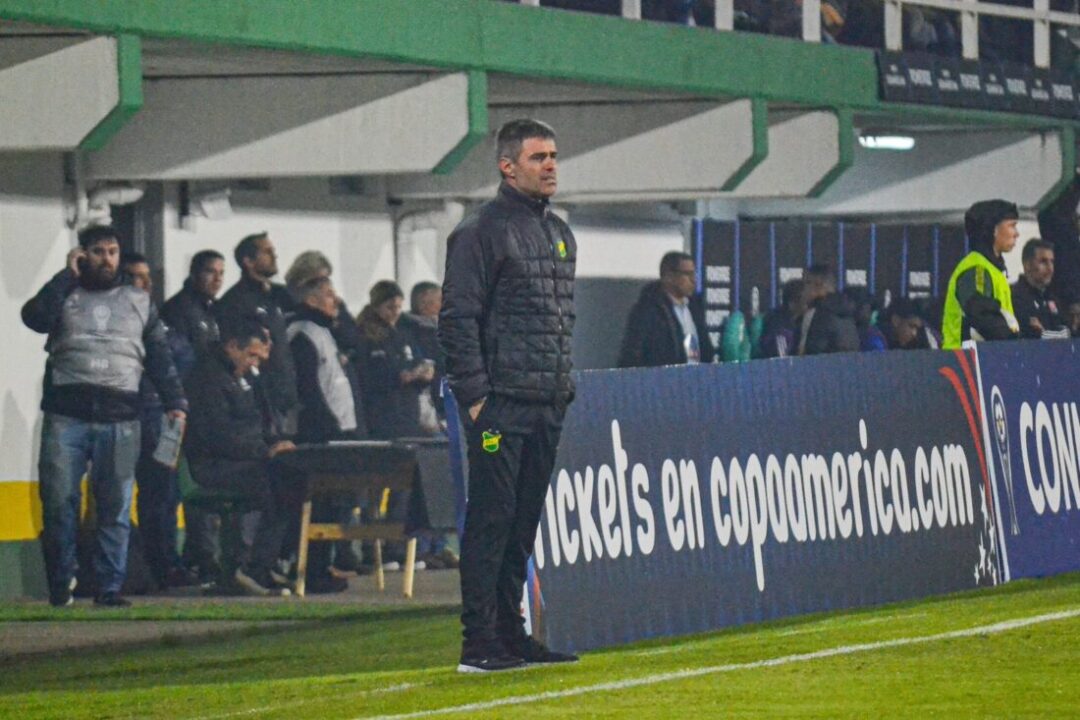 Independiente intentará avanzar con Julio Vaccari.
