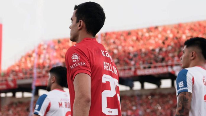 Felipe Aguilar se despidió de Independiente a través de redes sociales.