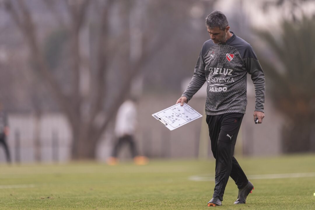 Julio Vaccari está muy enfocado en el trabajo del día a día.