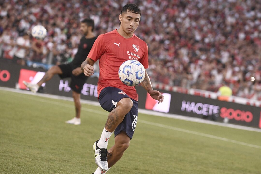 Cabral tiene chances de ser titular el próximo partido de Independiente.