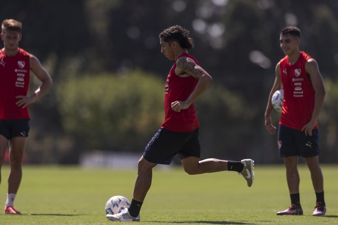 El posible once de Independiente para enfrentar al Ciclón