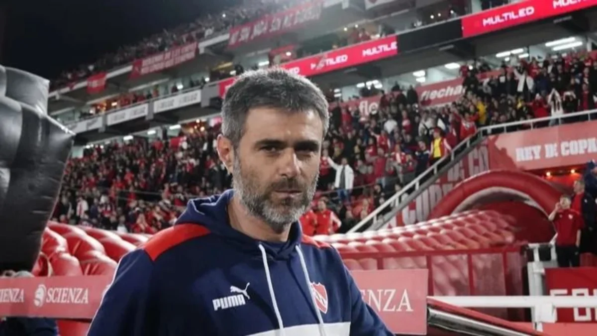 Julio Vaccari va a trabajar con sus futbolistas de cara al duelo contra Godoy Cruz.