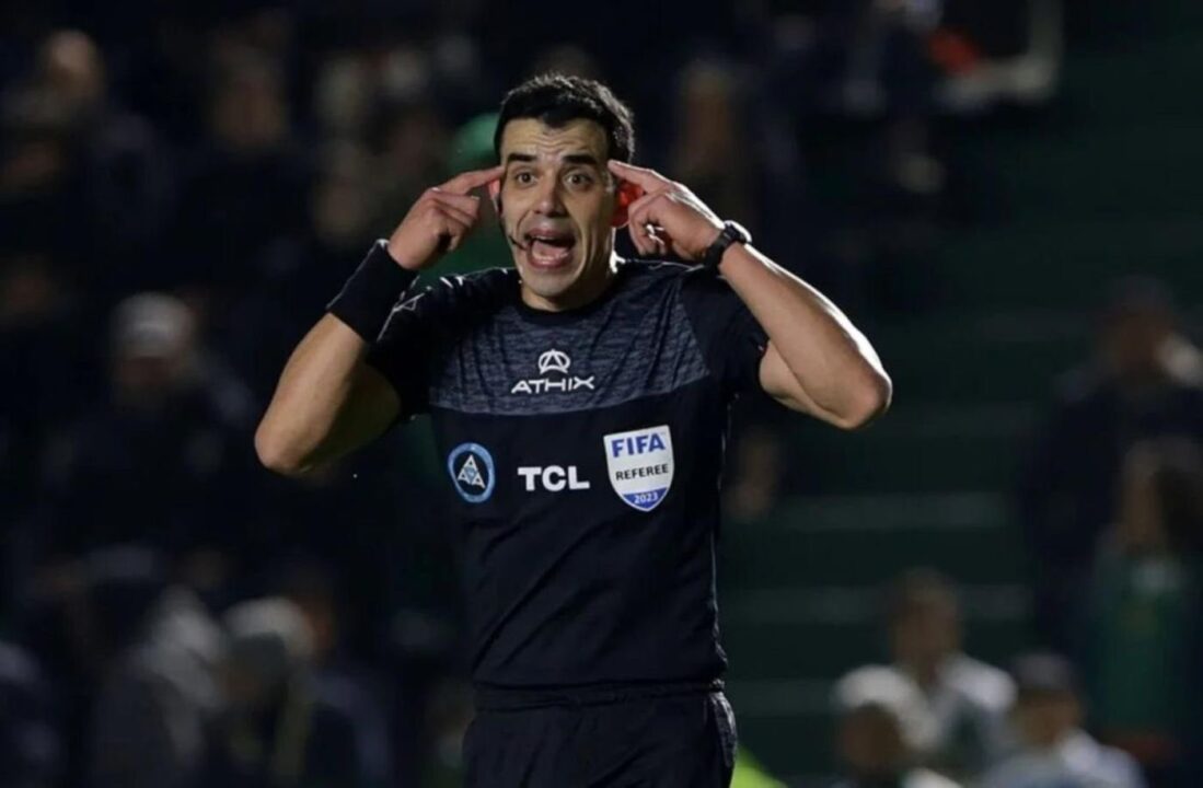 Leandro Rey Hilfer será el juez del próximo duelo de Independiente.