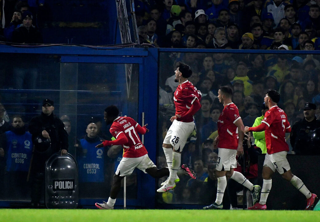 Álvaro Angulo hizo un gol muy importante.