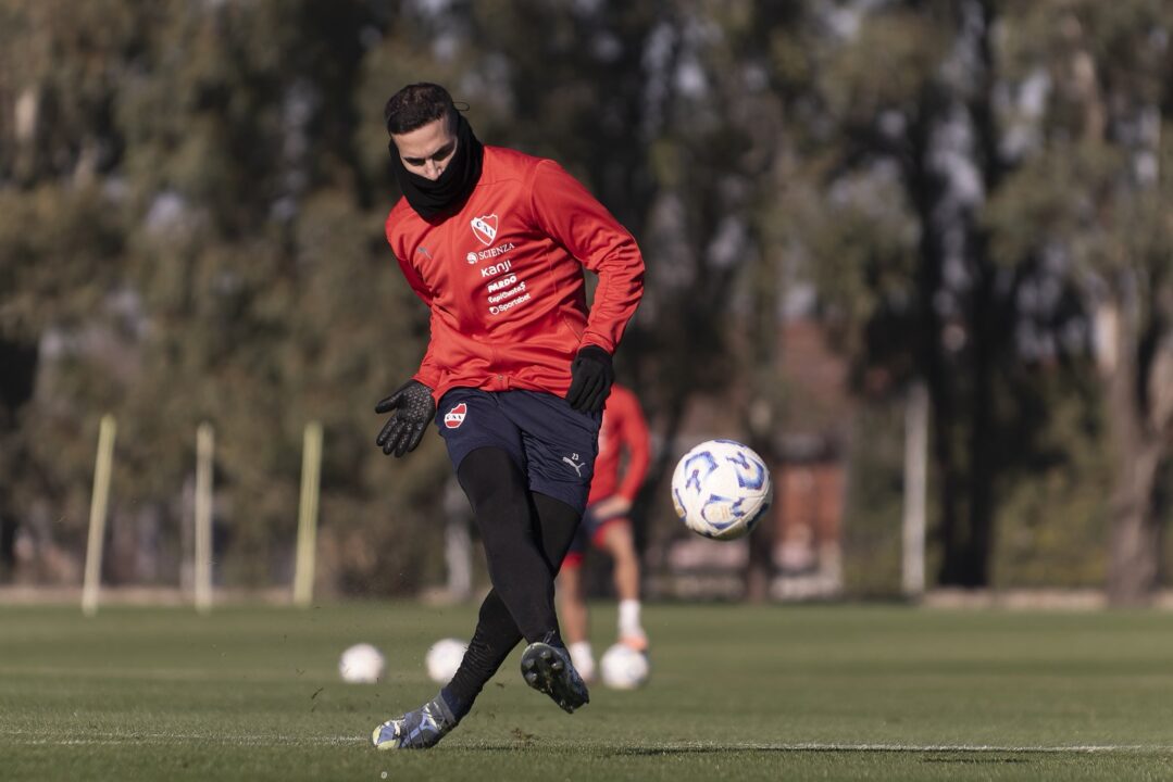 Independiente quiere pagar y cancelar la deuda por el pase de Iván Marcone.
