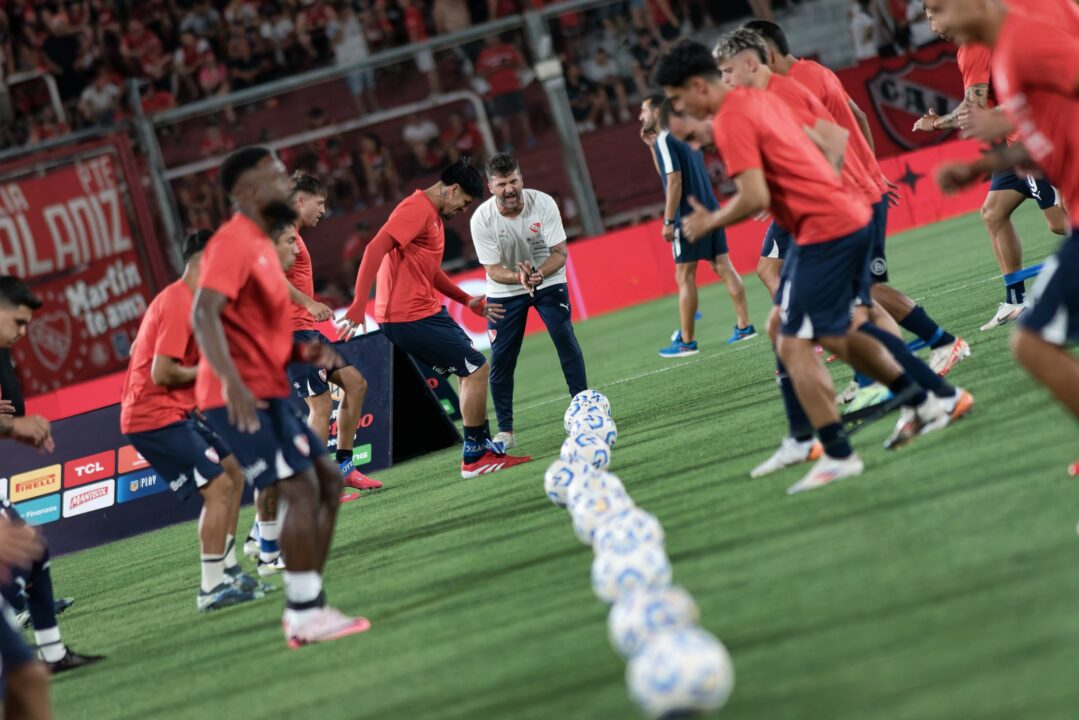 ¿Se acerca el primer refuerzo de Independiente?