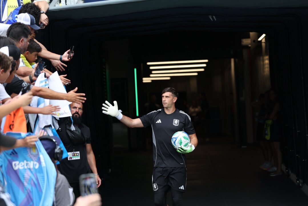 El futuro del Dibu Martínez sigue siendo incierto.