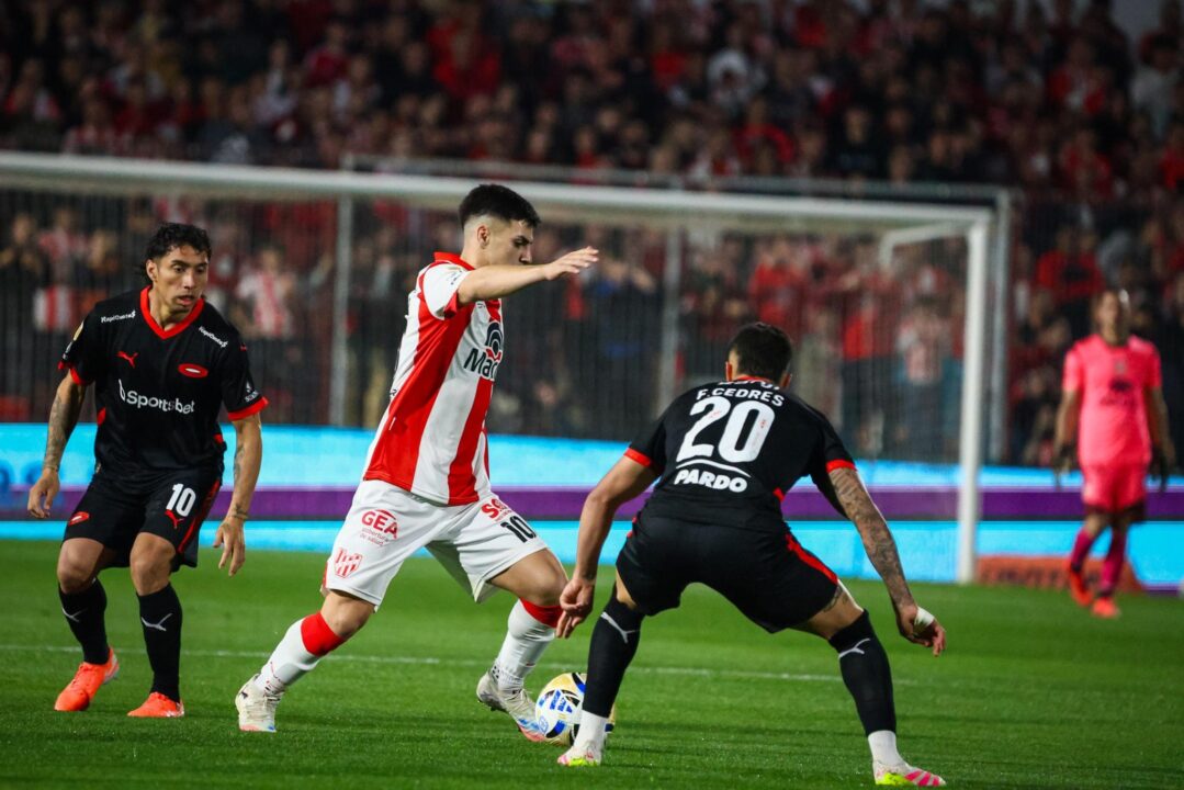 Independiente tuvo otro partido muy complicado.