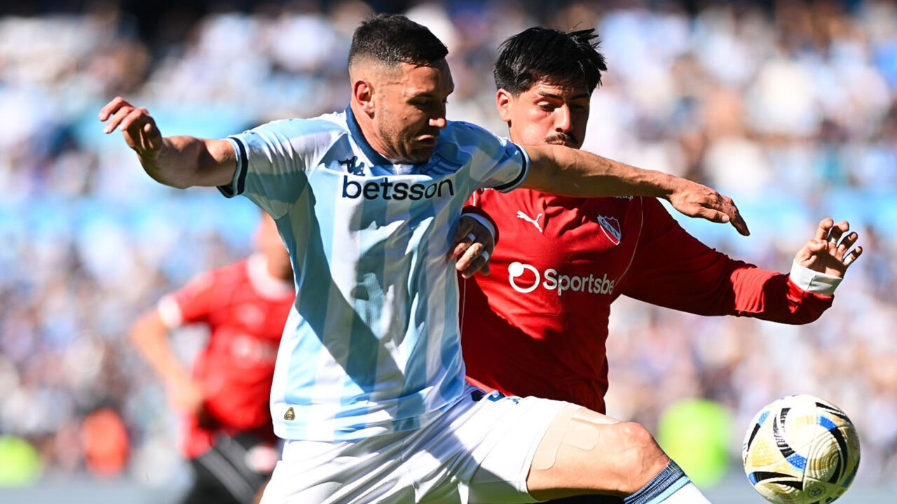 Kevin Lomónaco no tuvo problemas ante Maravilla.