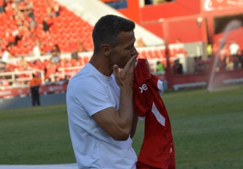 Nicolás Domingo se acordó de Independiente y sorprendió a todos