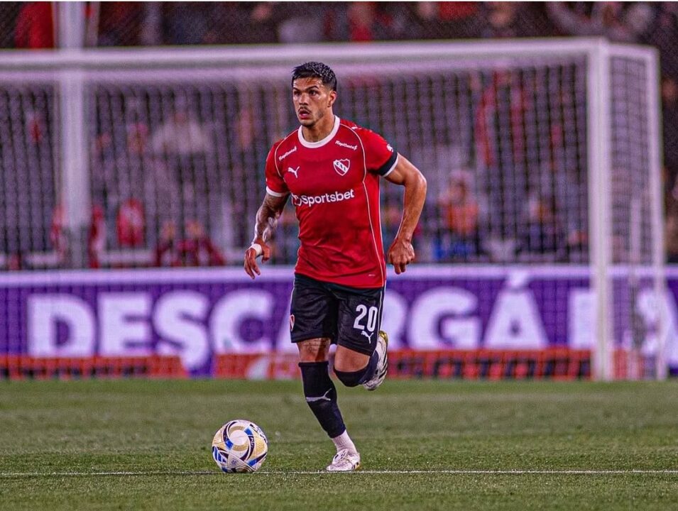 Gustavo Quinteros quiere retener a Cedrés.