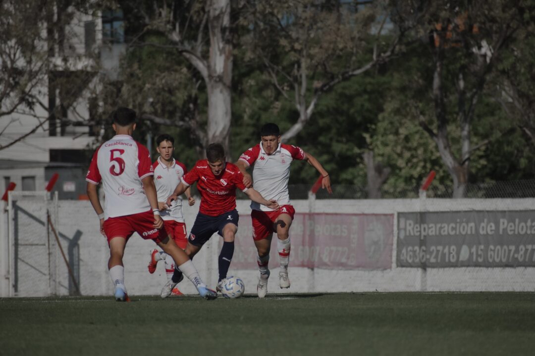 La Reserva de Independiente sufrió una derrota perdió y quedó eliminada