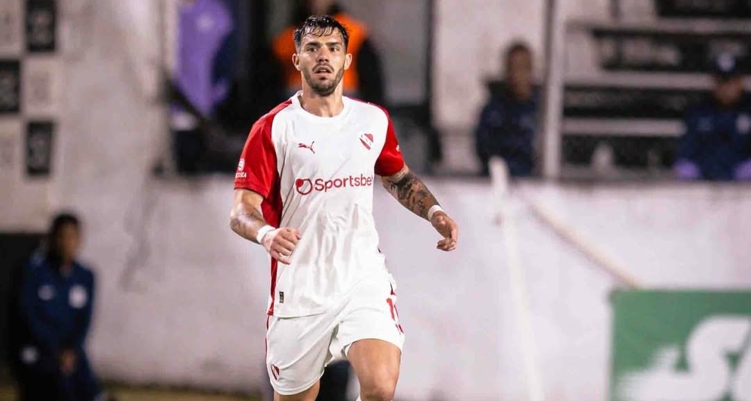 Fedorco volvió a ser titular en Independiente.