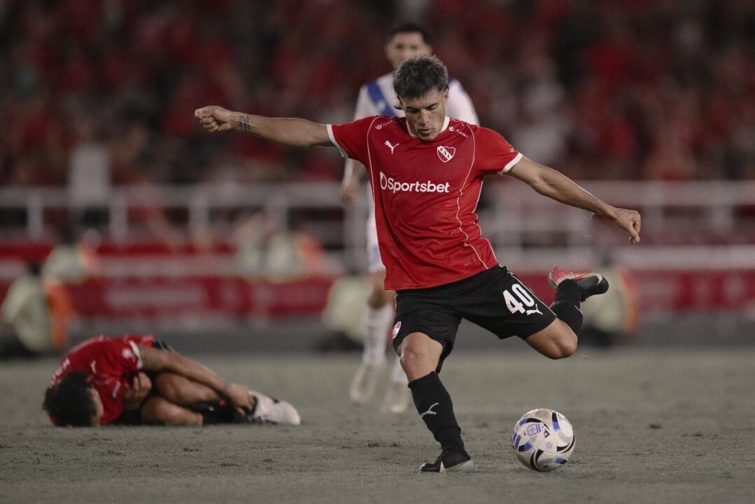 Independiente está buscando acomodar su mediocampo.